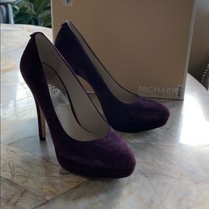 Michael Kors purple York Pump